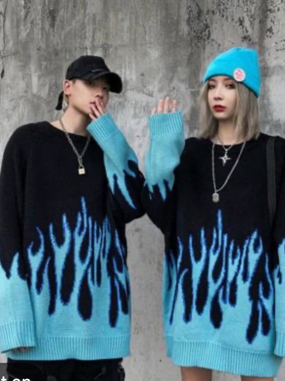 Super trendy unisex fuzzy flame sweater 🖤🔥